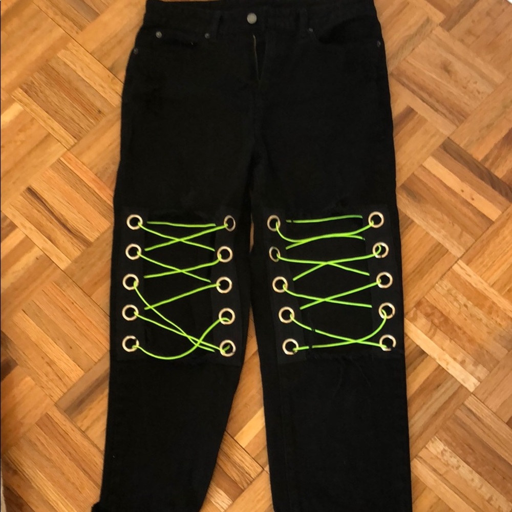 CARMAR jeans with lime green bungee ✿